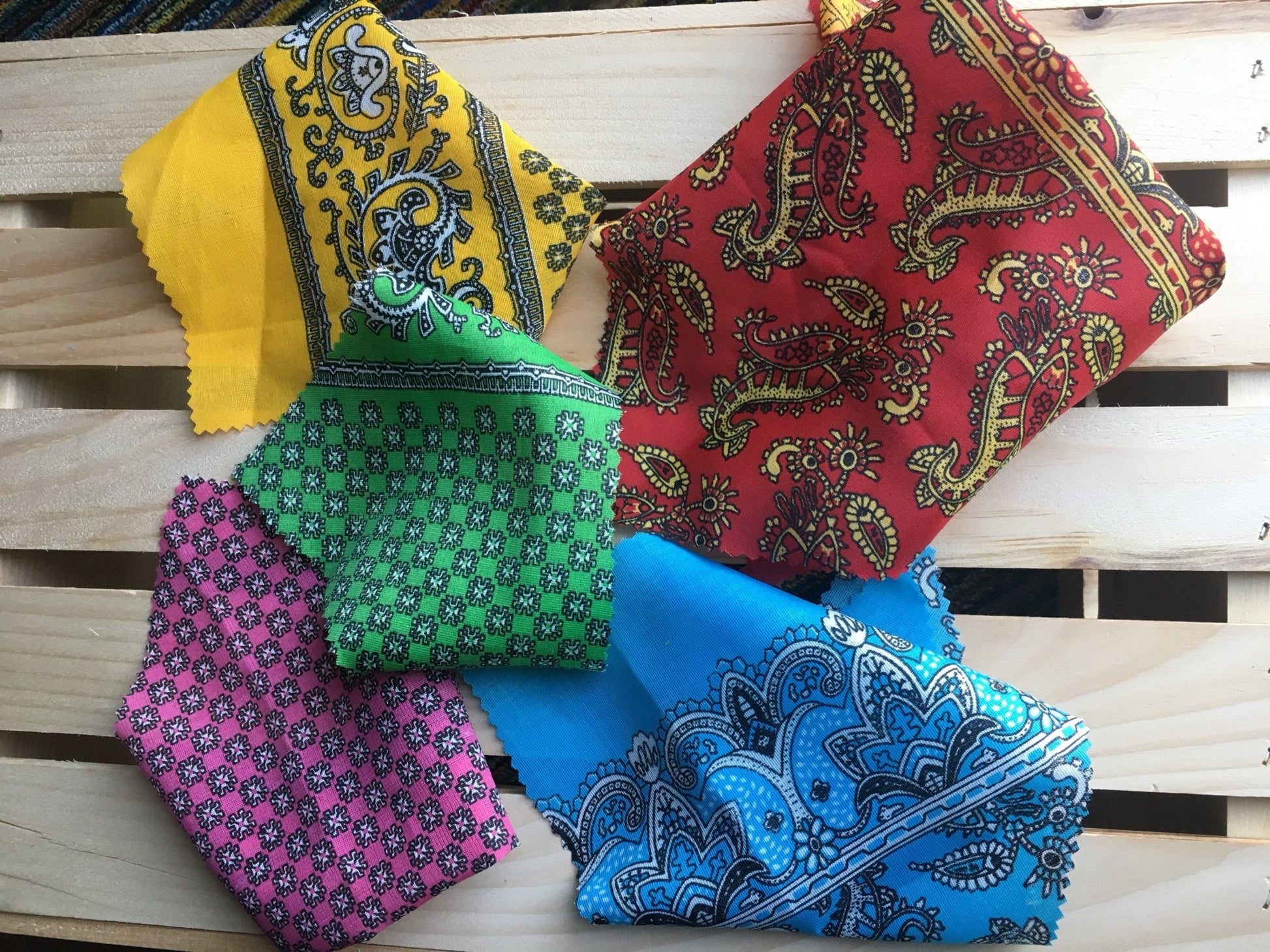 Mexican Paliacate Dog Bandanas - GueyitaMexicana